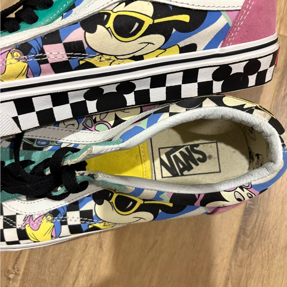 Disney Vans old school  80’s Colorful Cartoon Sneakers Mens 10.5 women’s 12